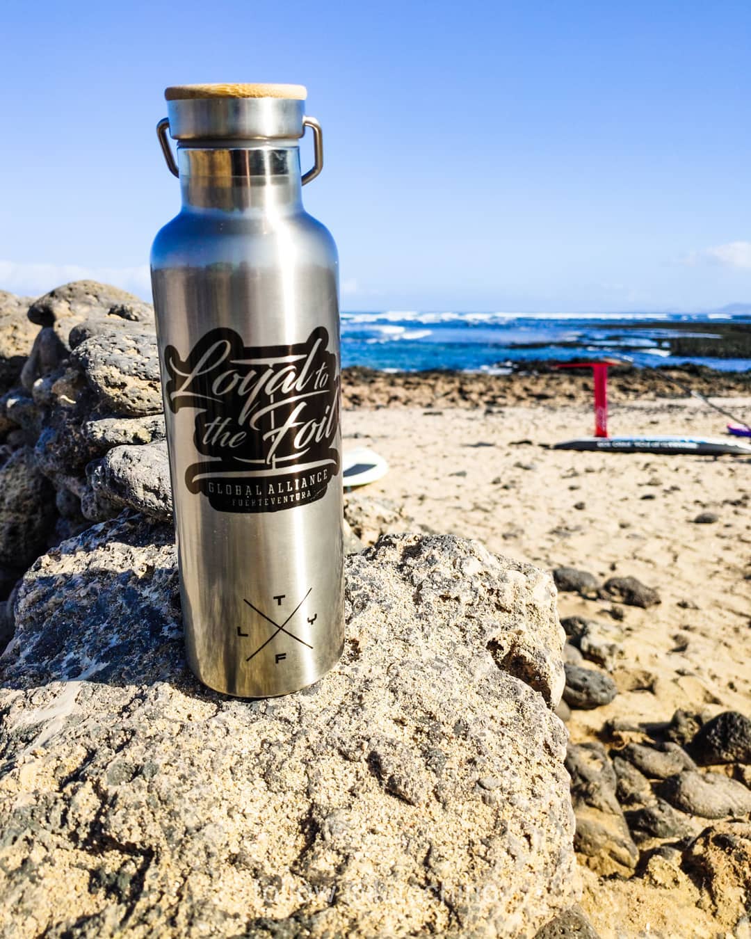 #Loyal To The Foil 'Plastic Sucks' - Stainless Steel Water Bottle + T-Shirt Combo - FREE LANYARD INCLUDED!